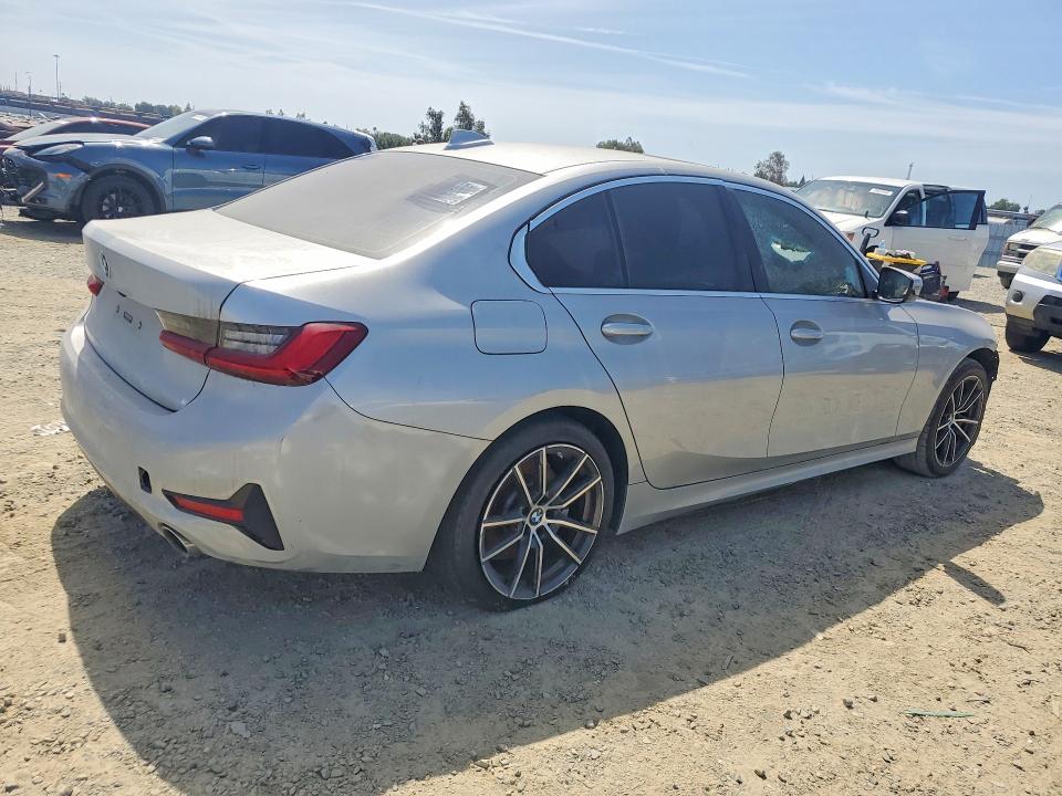 2019 BMW 3er VIN WBA5R1C52KAJ98549 COPART salvage auction — FRONT END, Ca - Dis/Dlr/Exp Only Clean Title, sold $3,650 on 2026-07-21 (photo 3)