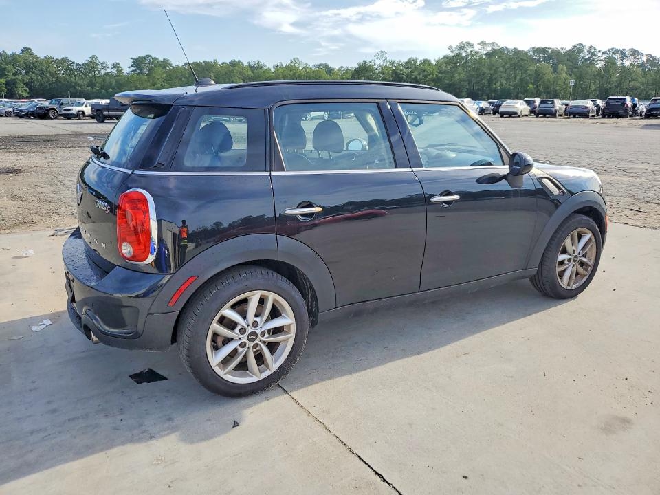 2014 Mini Cooper VIN WMWZC3C50EWP51785 COPART salvage auction — WATER/FLOOD, Ga - Cert Of Title-Flood Salvage, sold $925 on 2026-08-13 (photo 3)