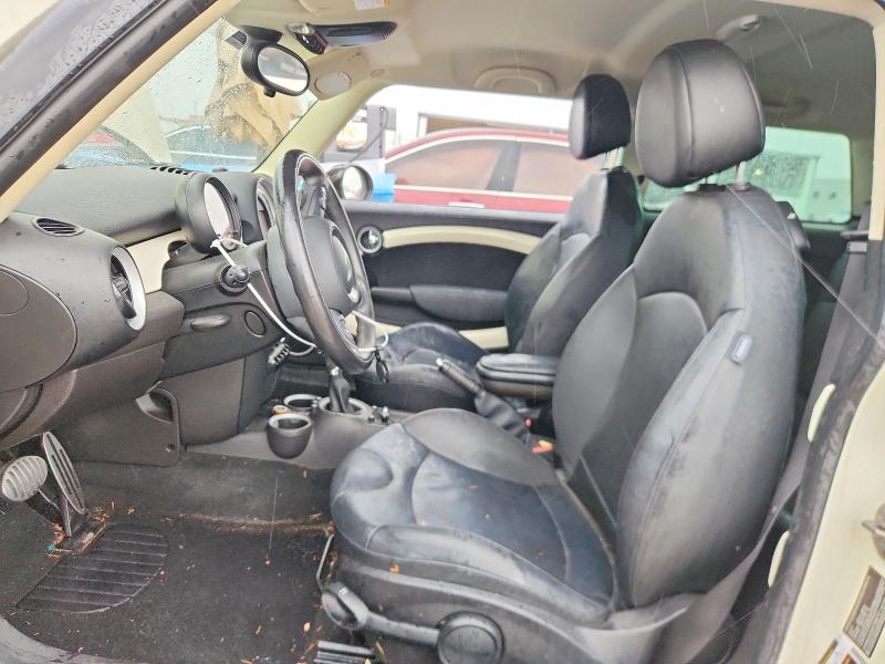 2013 Mini Cooper VIN WMWSV3C55DT389741 COPART salvage auction — NORMAL WEAR, Mt - Certificate Of Title, sold $175 on 2026-08-17 (photo 7)