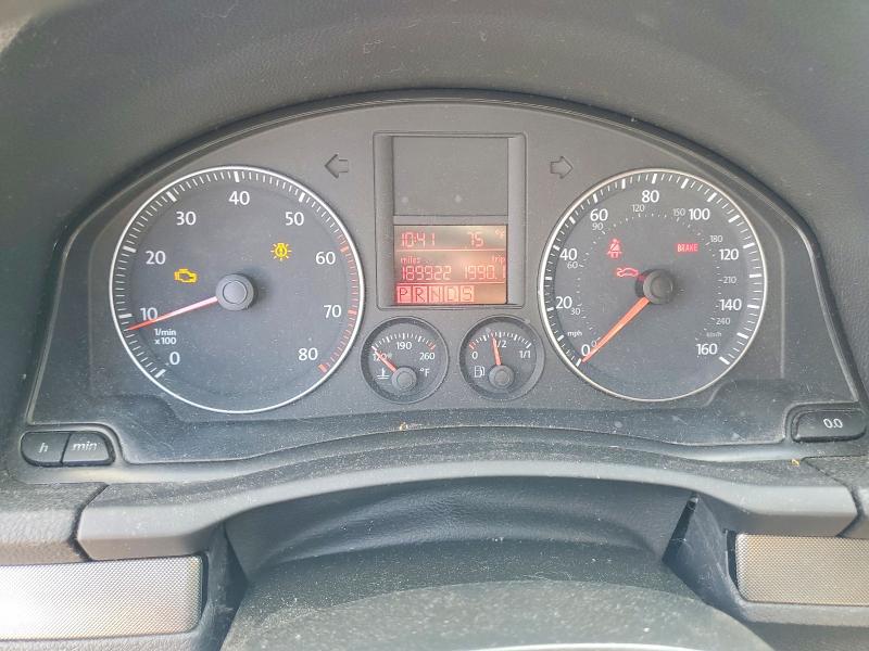 2007 Volkswagen Golf VIN WVWBR71K67W095629 COPART salvage auction — FRONT END, Wa - Vehicle Cert Of Ownership-Titl, sold $275 on 2026-08-03 (photo 9)