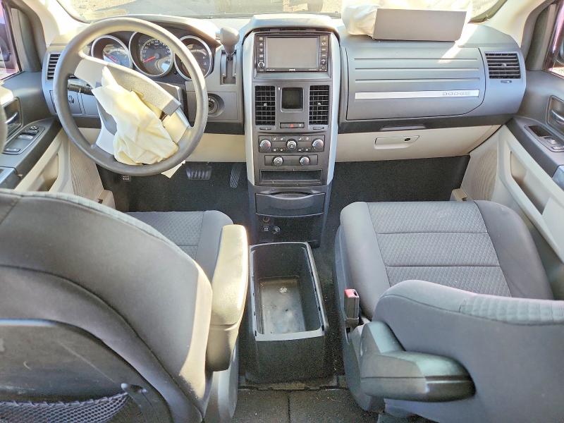 2010 Dodge Grand caravan VIN 2D4RN4DE4AR372697 COPART salvage auction — FRONT END, PA - CERTIFICATE OF SALVAGE, sold $15 on 2026-08-12 (photo 8)