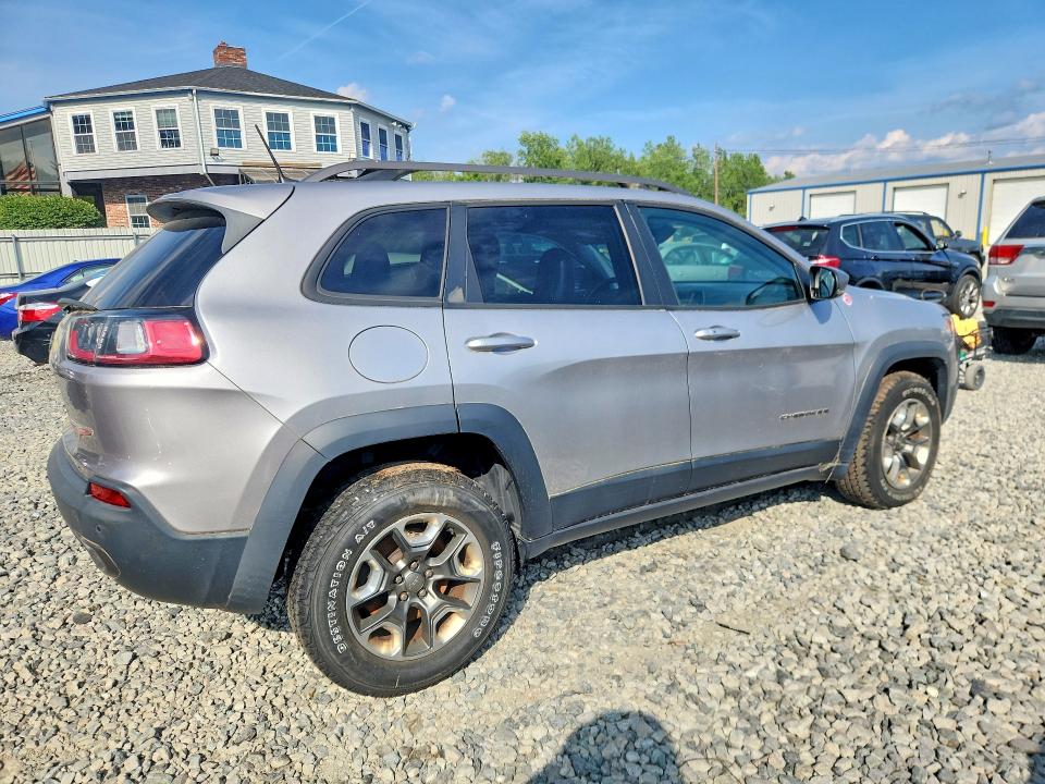 2019 Jeep Cherokee VIN 1C4PJMBX5KD153854 COPART salvage auction — FRONT END, Ma - Certificate Of Title, sold $2,050 on 2026-07-30 (photo 3)