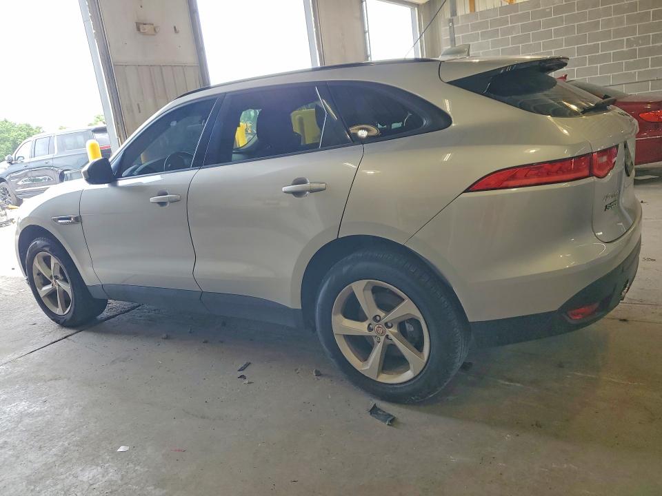 2017 Jaguar F-pace VIN SADCJ2BV4HA085028 COPART salvage auction — MECHANICAL, MO - CERTIFICATE OF TITLE, sold $2,100 on 2026-09-29 (photo 2)
