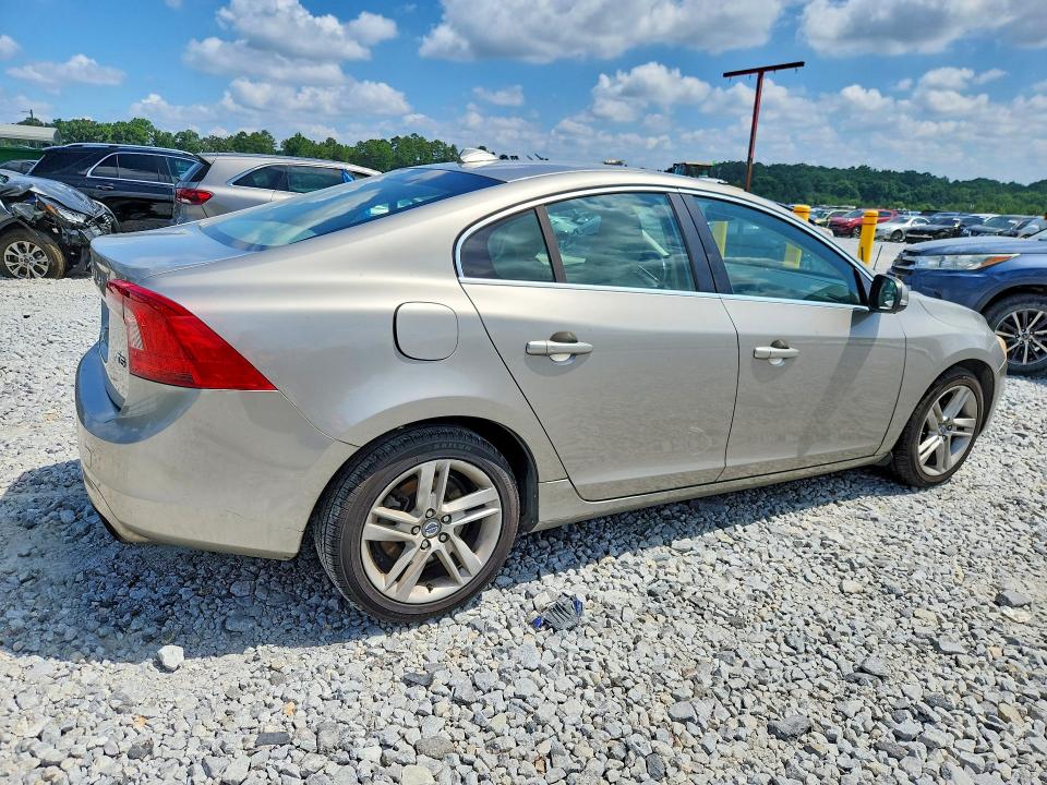 2014 Volvo S60 VIN YV1612FS5E1298312 COPART salvage auction — MECHANICAL, Ga - Certificate Of Title, sold $325 on 2026-08-13 (photo 3)