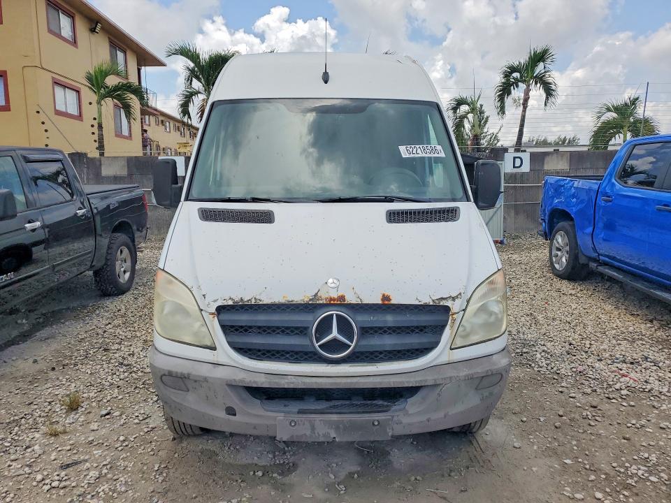 2012 Mercedes-benz Sprinter VIN WD3PE7CC7C5653151 COPART salvage auction — NORMAL WEAR, Fl - Certificate Of Title, sold $250 on 2026-07-28 (photo 5)