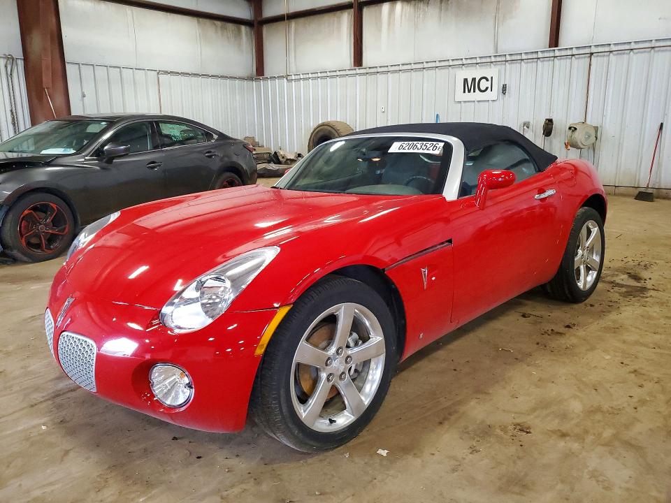 2007 Pontiac Solstice VIN 1G2MB35B27Y126108 COPART salvage auction — FRONT END, Mi - Certificate Of Title, sold $2,600 on 2026-09-04 (photo 1)