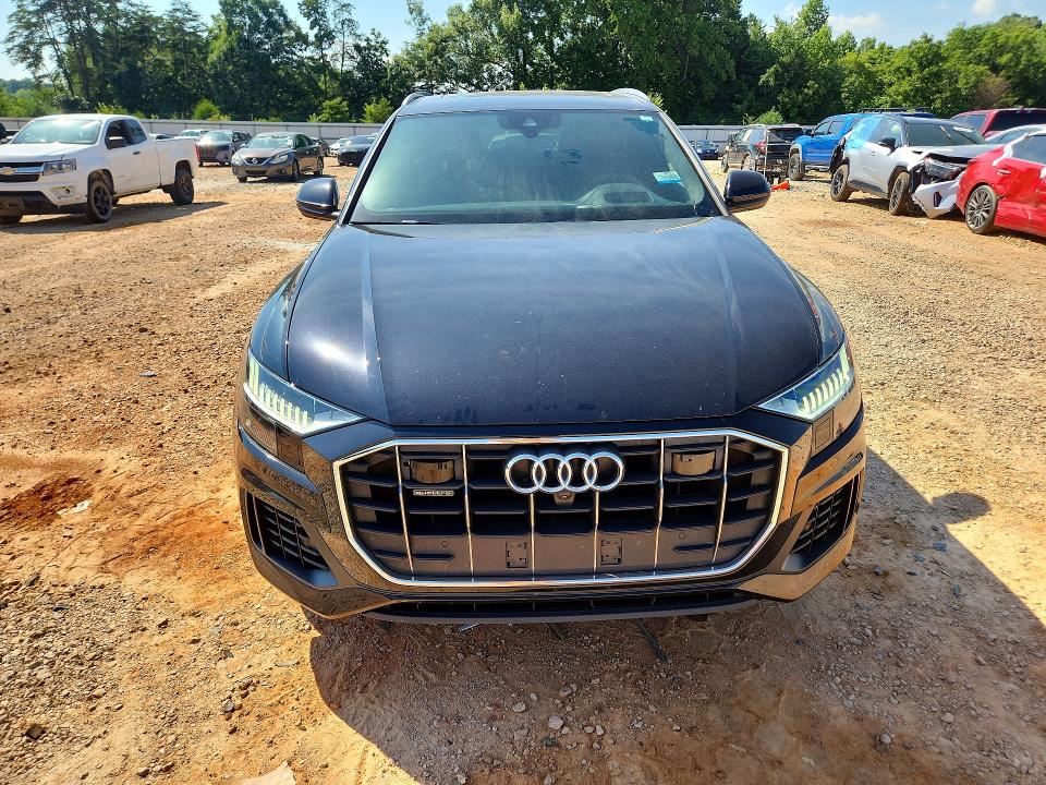 2019 Audi Q8 VIN WA1CVAF10KD044963 COPART salvage auction — NORMAL WEAR, Mt - Dealer Only Clean Title, sold $2,500 on 2026-08-03 (photo 5)