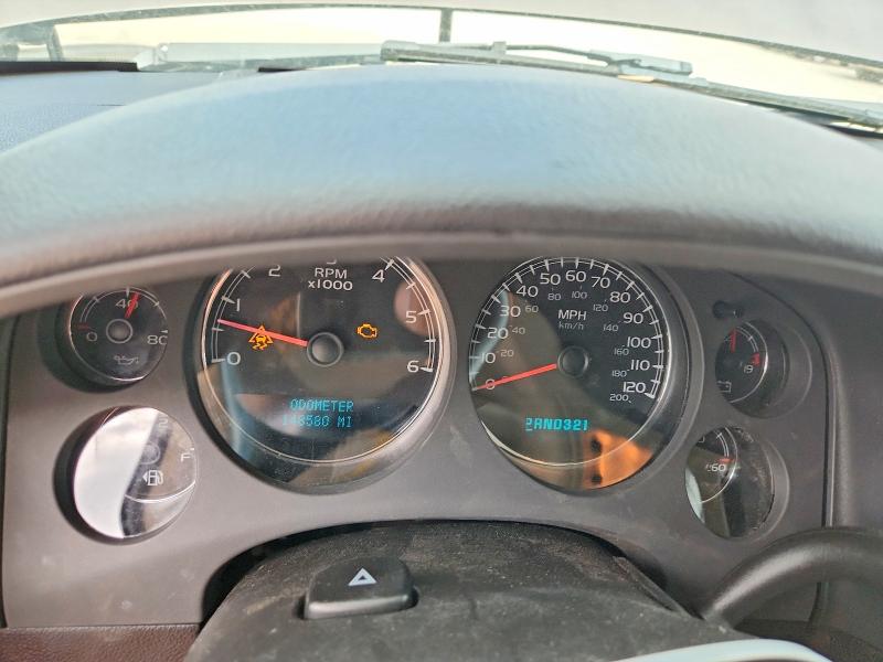 2007 Chevrolet Suburban VIN 1GNFK16397J301471 COPART salvage auction — MINOR DENT/SCRATCHES, Ne - Certificate Of Title, sold $1,600 on 2026-07-09 (photo 9)