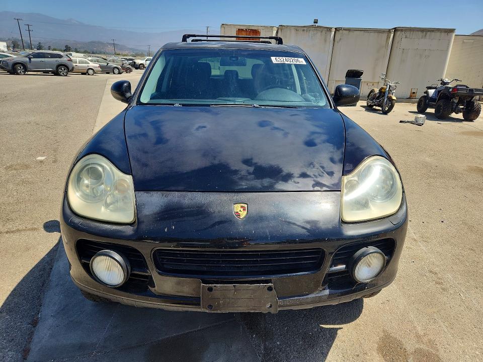 2004 Porsche Cayenne VIN WP1AB29P44LA74924 COPART salvage auction — MINOR DENT/SCRATCHES, CA - DIS/DLR/EXP ONLY CLEAN TITLE, sold $250 on 2026-08-04 (photo 5)