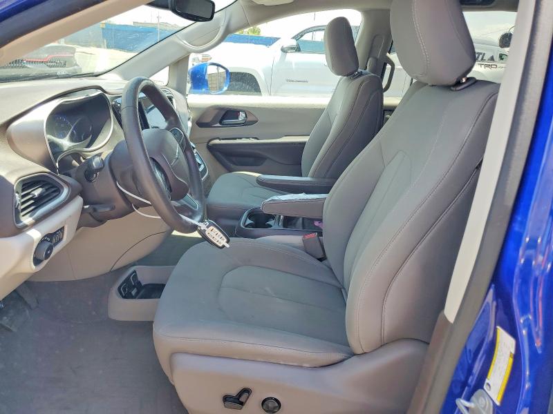 2019 Chrysler Pacifica VIN 2C4RC1FG5KR629710 COPART salvage auction — REAR END, TX - SALVAGE VEHICLE TITLE, sold $1,950 on 2026-07-31 (photo 7)