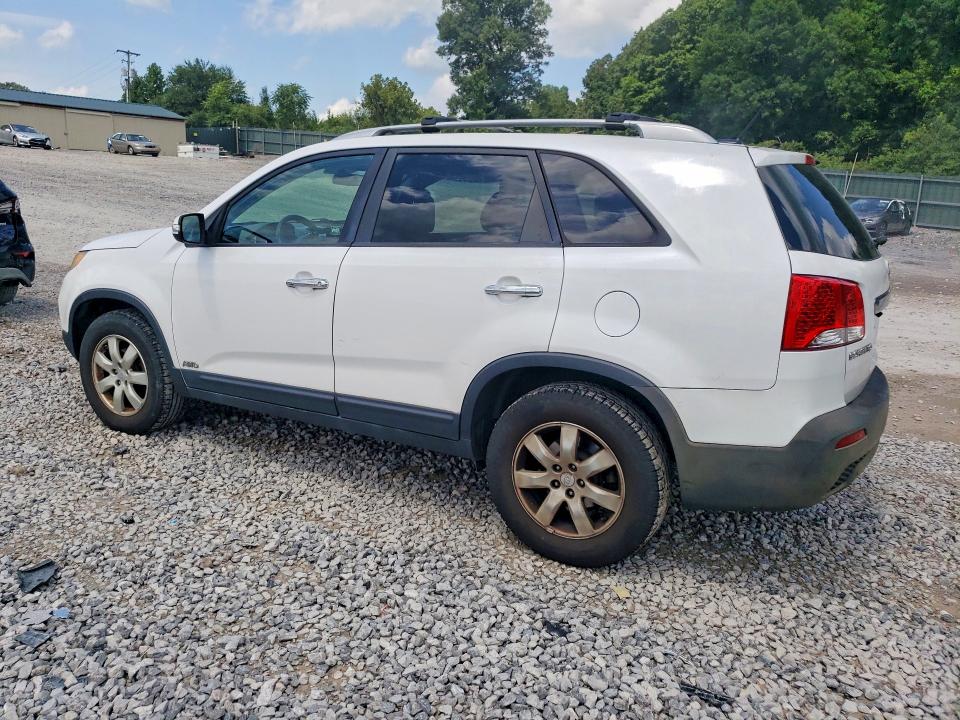 2011 Kia Sorento VIN 5XYKTDA24BG177980 COPART salvage auction — MINOR DENT/SCRATCHES, Tn - Certificate Of Title, sold $700 on 2026-07-28 (photo 2)