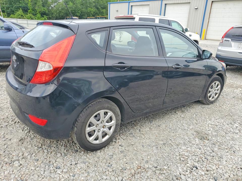2012 Hyundai Accent VIN KMHCT5AE3CU022613 COPART salvage auction — MINOR DENT/SCRATCHES, MA - CERTIFICATE OF TITLE, sold $375 on 2026-07-30 (photo 3)