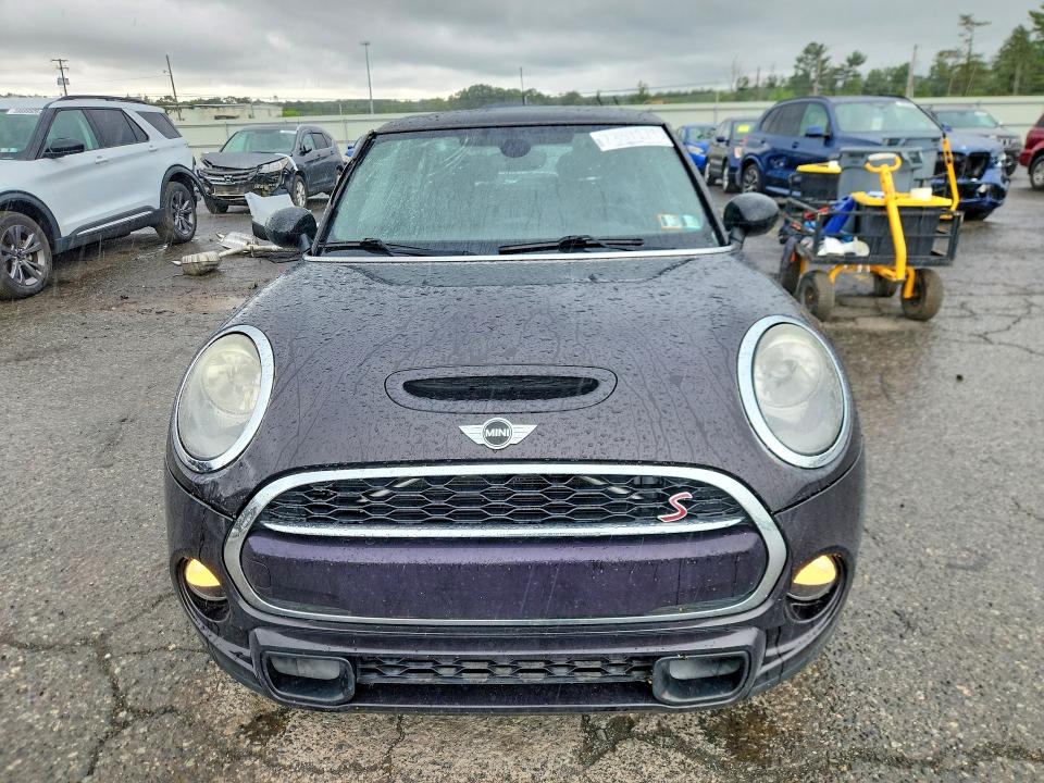 2015 Mini VIN WMWXP7C56F2A38176 COPART salvage auction — ROOF, Pa - Certificate Of Salvage, sold $1,800 on 2026-07-14 (photo 5)
