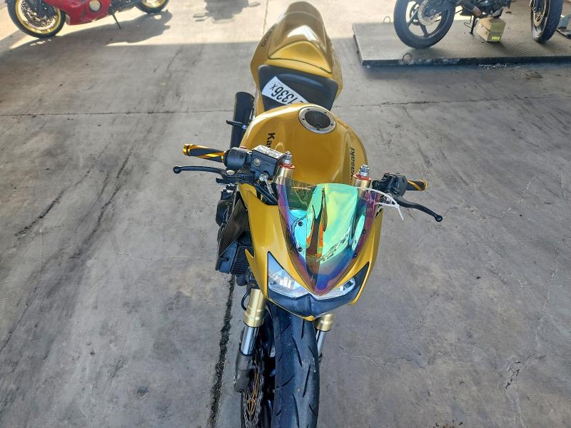 2003 Kawasaki Zr1000 VIN JKAZRCA143A011419 COPART salvage auction — NORMAL WEAR, TX - CERTIFICATE OF TITLE, sold $1,050 on 2026-07-30 (photo 5)