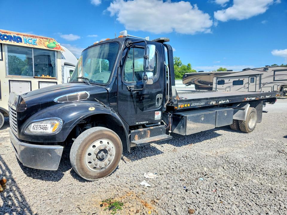 2007 Freightliner M2 106 VIN 1FVACWCS37HY91624 — COPART salvage auction photo
