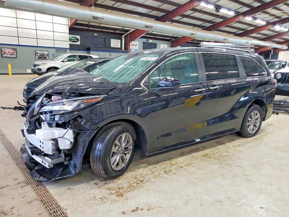2026 Toyota Sienna VIN 5TDYRKEC0TS293021 COPART salvage auction — FRONT END, FL - CERT OF TITLE SLVG REBUILDABLE (P), sold $14,300 on 2026-07-08 (photo 1)