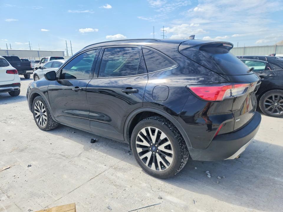 2020 Ford Escape VIN 1FMCU9BZ2LUB39671 COPART salvage auction — FRONT END, Salvage Title, sold $8,100 on 2026-08-21 (photo 2)