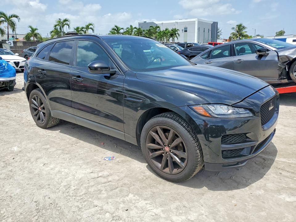 2019 Jaguar F-pace VIN SADCK2GX8KA354890 COPART salvage auction — MINOR DENT/SCRATCHES, FL - CERT OF TITLE-REBUILT, sold $4,650 on 2026-07-17 (photo 4)