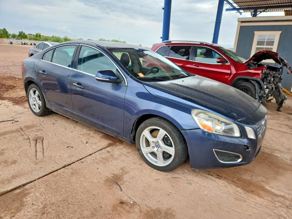 2012 Volvo S60 VIN YV1622FS2C2058283 COPART salvage auction — FRONT END, Salvage Title, sold $175 on 2026-07-28 (photo 4)