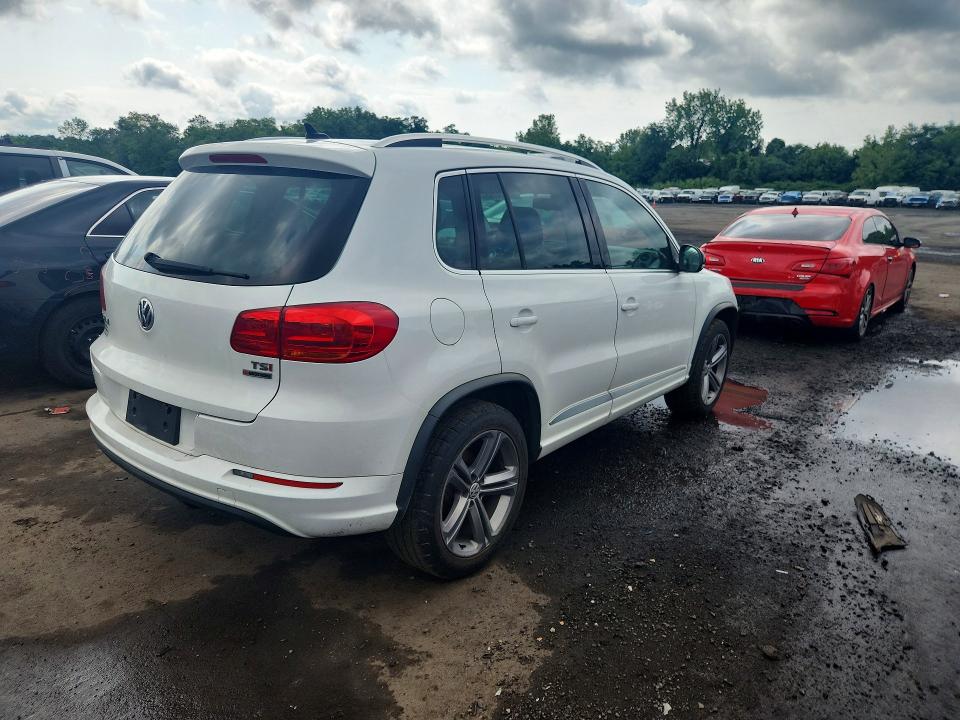 2017 Volkswagen Tiguan VIN WVGUV7AX4HW506569 COPART salvage auction — MINOR DENT/SCRATCHES, CT - CERTIFICATE OF TITLE, sold $2,250 on 2026-07-28 (photo 3)