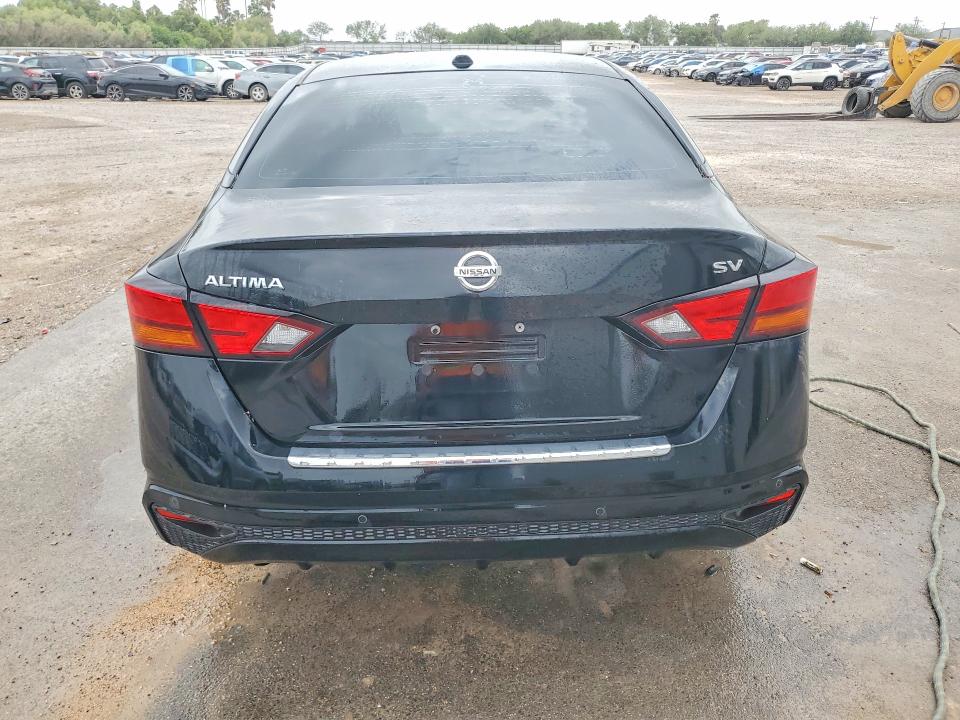 2021 Nissan Altima VIN 1N4BL4DV6MN417618 COPART salvage auction — MINOR DENT/SCRATCHES, TX - CERTIFICATE OF TITLE, sold $5,100 on 2026-07-22 (photo 6)