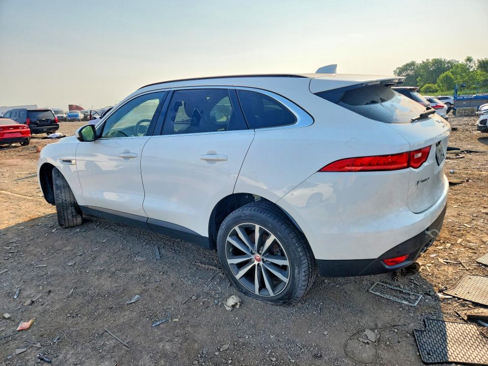 2018 Jaguar F-pace VIN SADCK2FN8JA260815 COPART salvage auction — MINOR DENT/SCRATCHES, MI - CERTIFICATE OF TITLE (P), sold $5,000 on 2026-07-29 (photo 2)