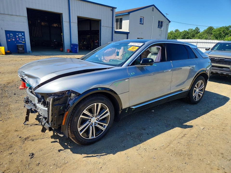 2024 Cadillac Lyriq VIN 1GYKPRRL8RZ139429 — COPART salvage auction photo