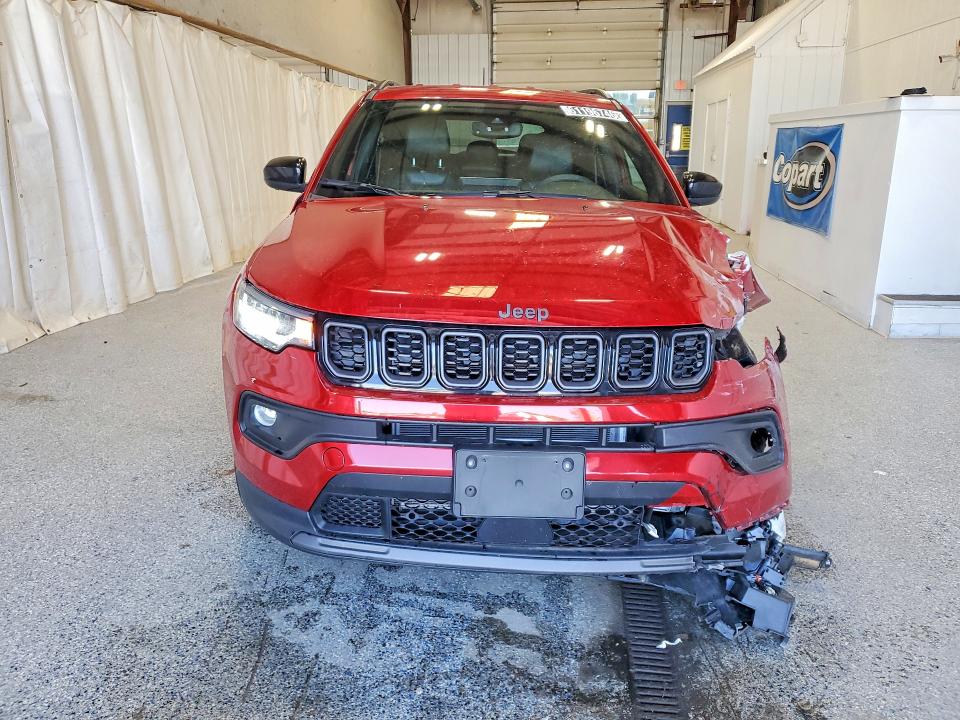 2025 Jeep Compass VIN 3C4NJDBN2ST617487 COPART salvage auction — SIDE, Md - Certificate Of Title, sold $9,500 on 2026-07-27 (photo 5)