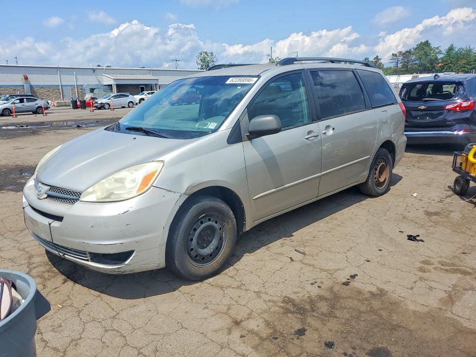 2004 Toyota Sienna VIN 5TDZA23C94S068550 COPART salvage auction — MINOR DENT/SCRATCHES, NY - CERTIFICATE OF TITLE, sold $500 on 2026-07-31 (photo 1)