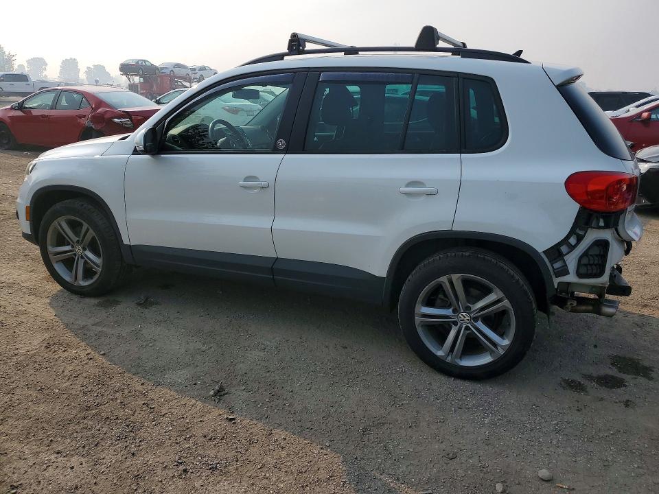 2017 Volkswagen Tiguan VIN WVGNV7AX8HK015448 COPART salvage auction — REAR END, ON - PERMIT SALVAGE, sold $2,500 on 2026-07-30 (photo 2)