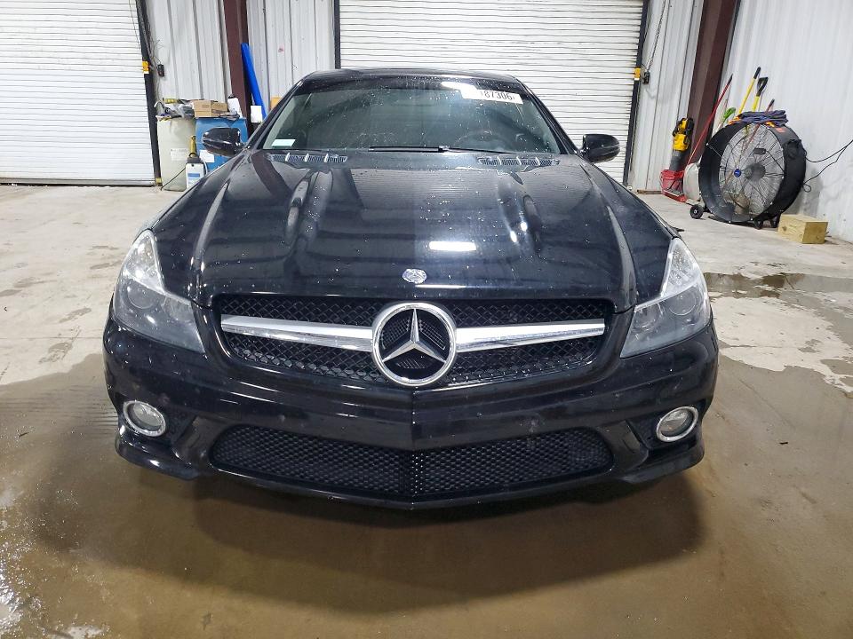 2009 Mercedes-benz Sl-klasse VIN WDBSK71F19F152781 COPART salvage auction — INTERIOR BURN, Co - Public - Salvage Title, sold $7,800 on 2026-08-12 (photo 5)