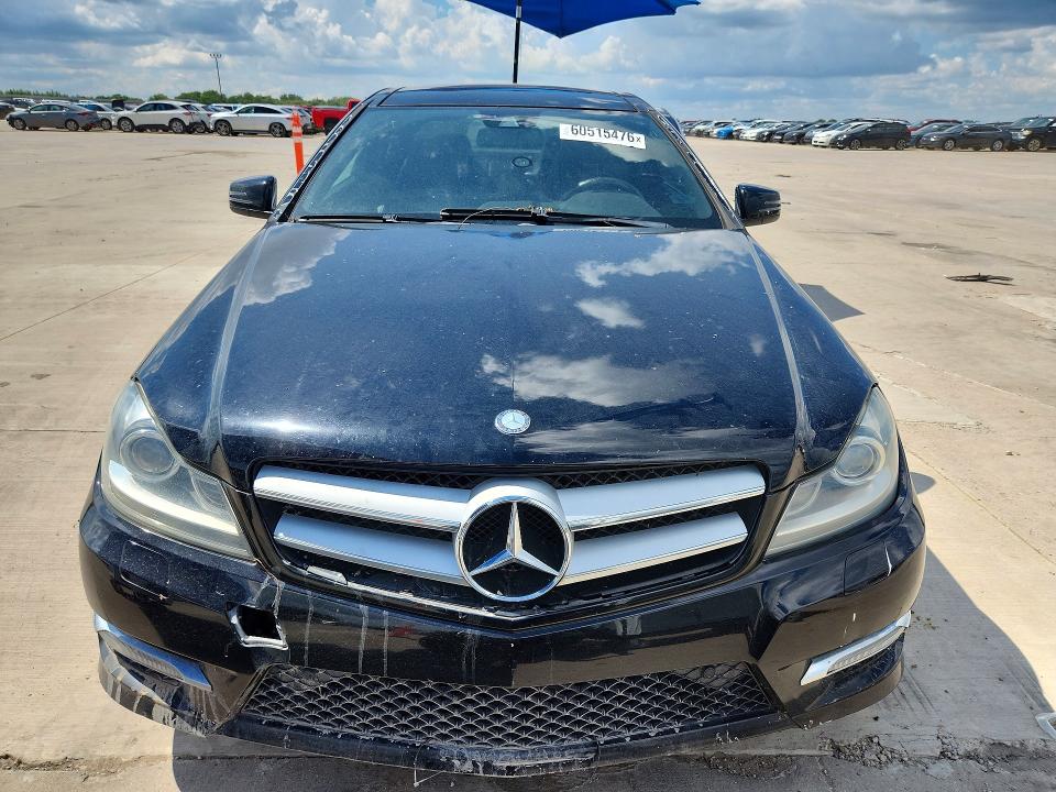 2012 Mercedes-benz C-klasse VIN WDDGJ4HBXCF749713 COPART salvage auction — MECHANICAL, Tx - Cert Of Title-Rebuilt Salvage, sold $350 on 2026-07-30 (photo 5)