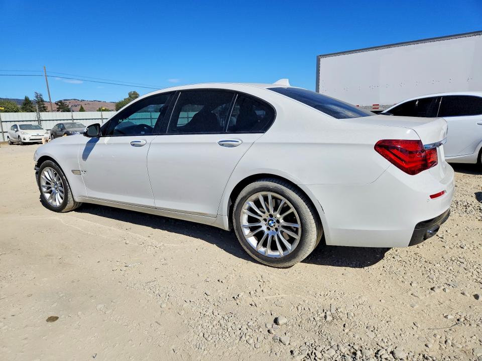 2015 BMW 7er VIN WBAYA6C5XFD826959 COPART salvage auction — FRONT END, Ca - Salvage Certificate, sold $600 on 2026-07-28 (photo 2)