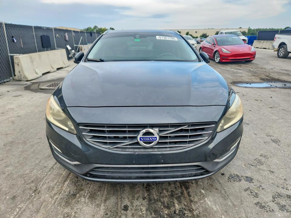 2015 Volvo V60 VIN YV126MEB2F1199574 COPART salvage auction — MINOR DENT/SCRATCHES, Fl - Certificate Of Title (P), sold $250 on 2026-07-21 (photo 5)