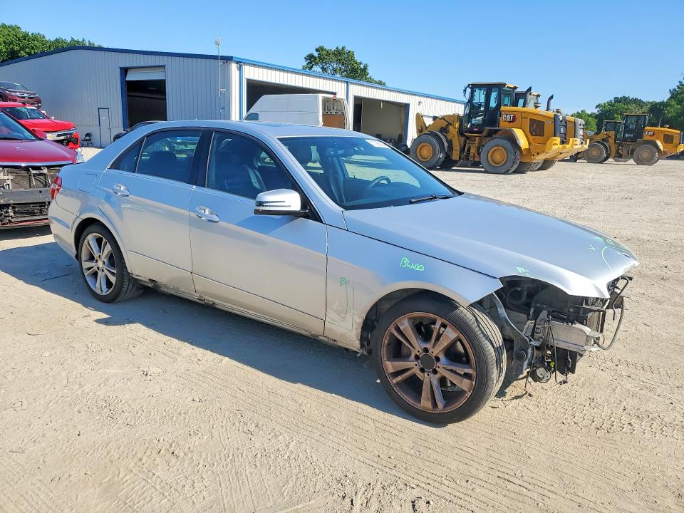 2013 Mercedes-benz E-klasse VIN WDDHF5KB4DA727175 COPART salvage auction — FRONT END, Va - Cert Of Title - Salvage, sold $125 on 2026-07-28 (photo 4)
