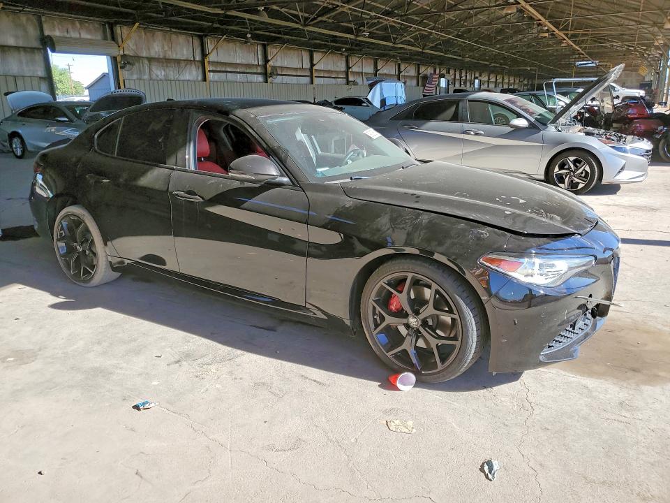 2021 Alfa romeo VIN ZARFAMBN5M7647584 COPART salvage auction — FRONT END, Az - Cert Of Title - Salvage, sold $3,900 on 2026-07-27 (photo 4)