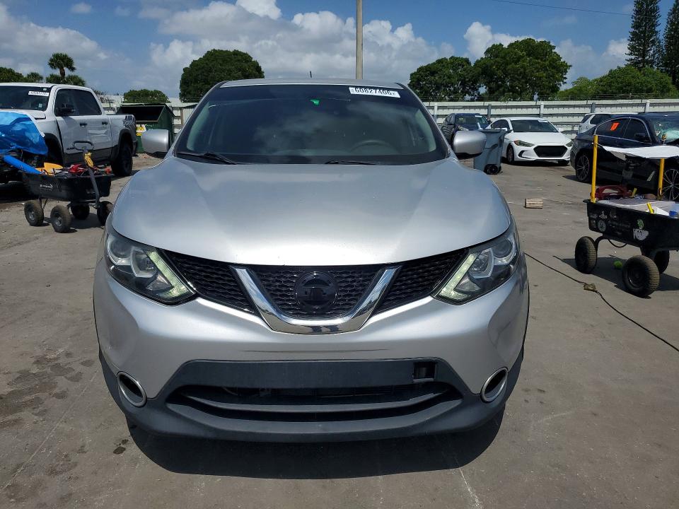 2017 Nissan Rogue VIN JN1BJ1CP9HW009974 COPART salvage auction — DAMAGE HISTORY, Salvage Title, sold $2,300 on 2026-07-22 (photo 5)