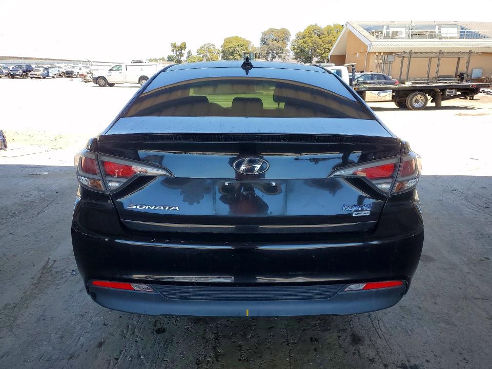 2017 Hyundai Sonata VIN KMHE34L3XHA064476 COPART salvage auction — FRONT END, Ca - Dis/Dlr/Exp Only Clean Title (P), sold $2,975 on 2026-07-24 (photo 6)