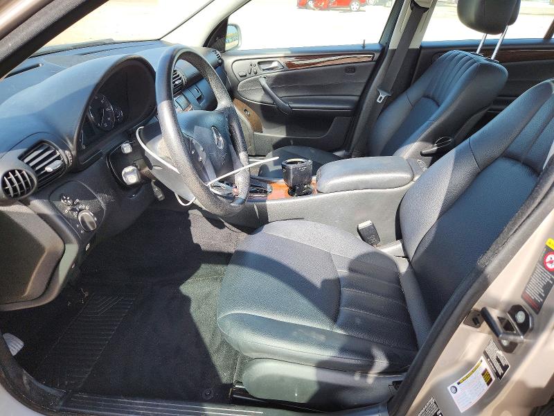 2007 Mercedes-benz C class VIN WDBRF92H77F914023 COPART salvage auction — MINOR DENT/SCRATCHES, FL - CERT OF TITLE-REBUILT, sold $500 on 2026-07-28 (photo 7)
