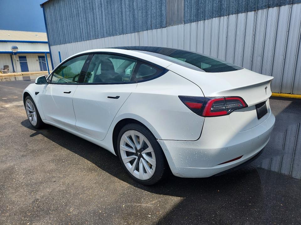 2022 Tesla Model 3 VIN 5YJ3E1EA9NF191786 COPART salvage auction — UNDERCARRIAGE, TX - CERTIFICATE OF TITLE, sold $450 on 2026-07-22 (photo 2)
