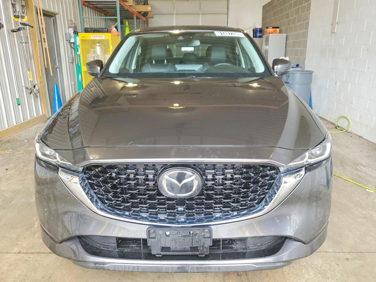 2025 Mazda CX-5 VIN JM3KFBCL4S0692329 COPART salvage auction — Rear End, MD - CERTIFICATE OF TITLE, sold $17,800 on 2026-09-16 (photo 5)