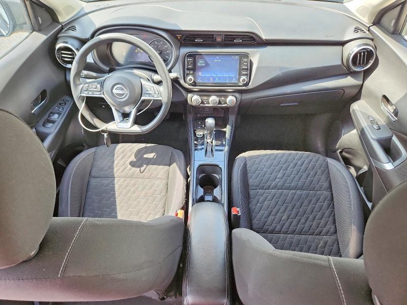 2023 Nissan Kicks VIN 3N1CP5CV9PL514426 COPART salvage auction — SIDE, TX - CERTIFICATE OF TITLE, sold $7,900 on 2026-08-17 (photo 8)