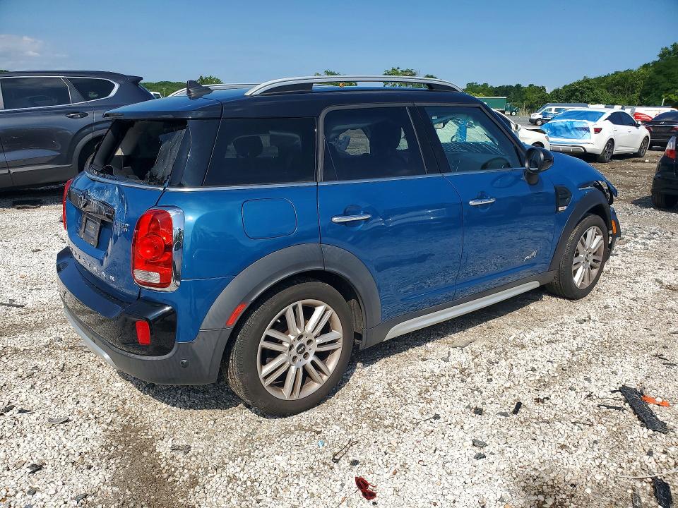 2018 Mini Cooper VIN WMZYV5C36J3E03393 COPART salvage auction — ROLLOVER, Salvage Title, sold $1,600 on 2026-08-11 (photo 3)
