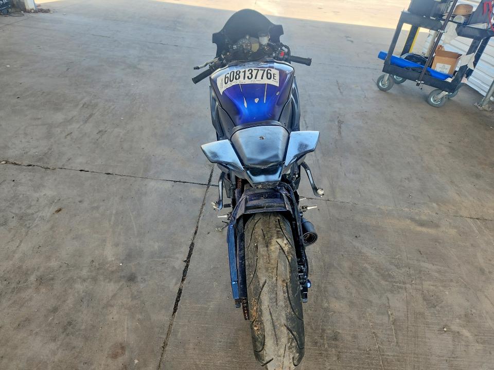 2018 Yamaha Yzf VIN JYARJ28E3JA002820 COPART salvage auction — FRONT END, Tx - Certificate Of Title, sold $5,200 on 2026-08-03 (photo 4)