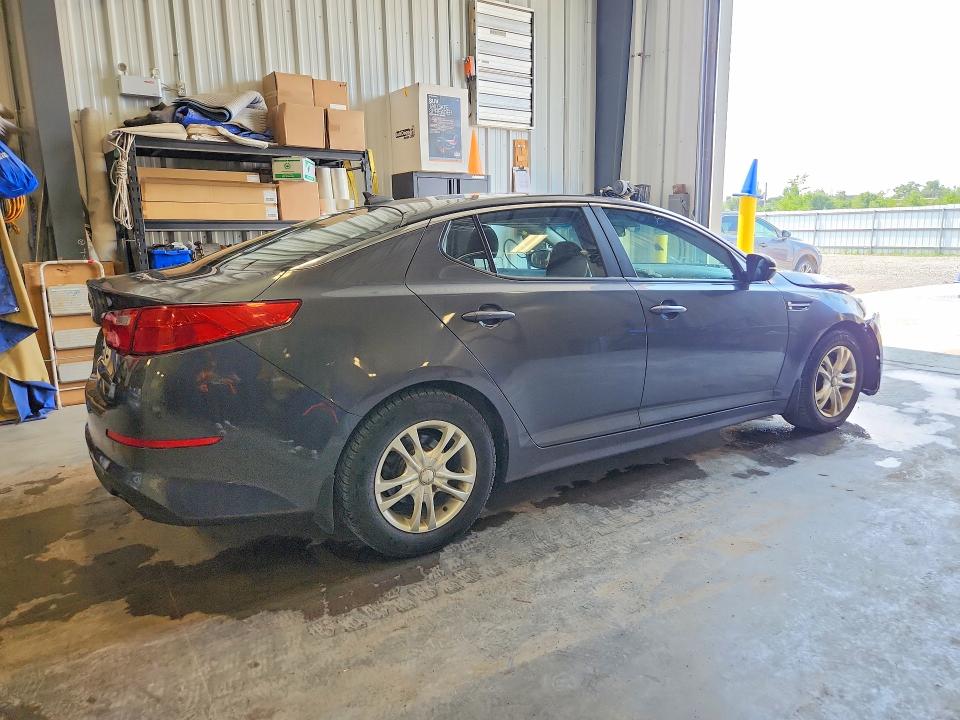2015 Kia Optima VIN KNAGM4A73F5625801 COPART salvage auction — FRONT END, On - Permit No Brand - Unfit, sold $400 on 2026-07-30 (photo 3)