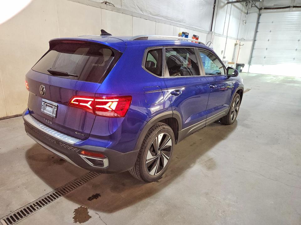 2024 Volkswagen Taos VIN 3VVVX7B23RM065431 COPART salvage auction — NORMAL WEAR, AK - CERTIFICATE OF VEHICLE TITLE, sold $9,400 on 2026-08-11 (photo 3)