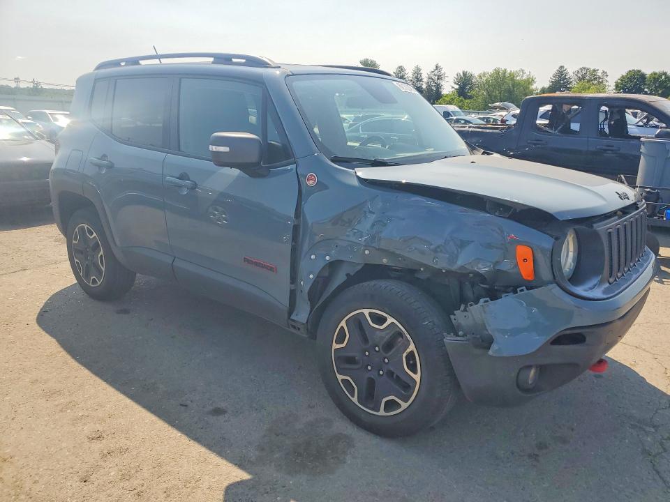 2017 Jeep Renegade VIN ZACCJBCB4HPG37126 COPART salvage auction — FRONT END, Pa - Certificate Of Salvage, sold $750 on 2026-08-14 (photo 4)