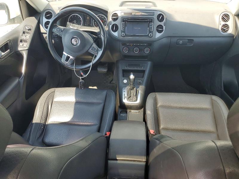 2015 Volkswagen Tiguan VIN WVGBV7AX5FW520078 COPART salvage auction — MECHANICAL, Co - Dis/Dlr/Exp Only Clean Title, sold $325 on 2026-08-06 (photo 8)