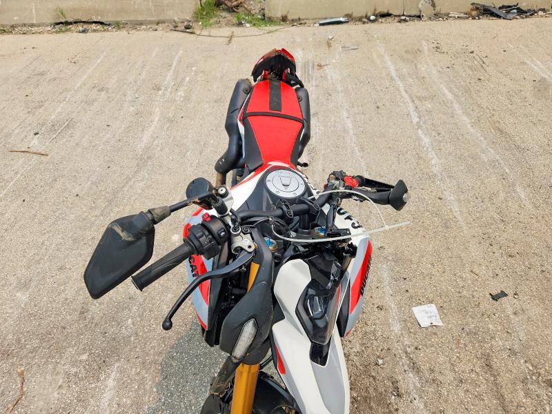 2026 Ducati Hypermotard VIN ZDMBAU8T8TB000997 COPART salvage auction — ROLLOVER, Salvage Title, sold $3,450 on 2026-07-30 (photo 5)