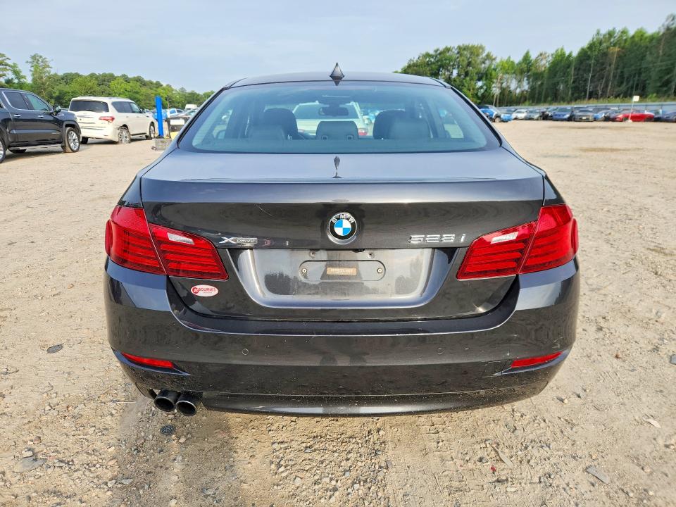 2015 BMW 5er VIN WBA5A7C59FD627877 COPART salvage auction — MINOR DENT/SCRATCHES, VA - CERTIFICATE OF TITLE, sold $250 on 2026-07-28 (photo 6)